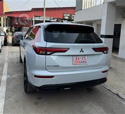 ميتسوبيشي اوتلاندر